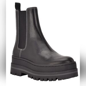 Marc Fisher LTD Pauline Chelsea Boot - Size 9 - Platform Moto